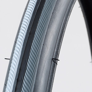 SCHWALBE RightRun 25-540〈バルブ 米式〉（グレー）