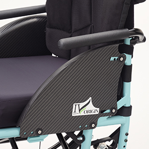 フェンダー一体型カーボン製サイドガード